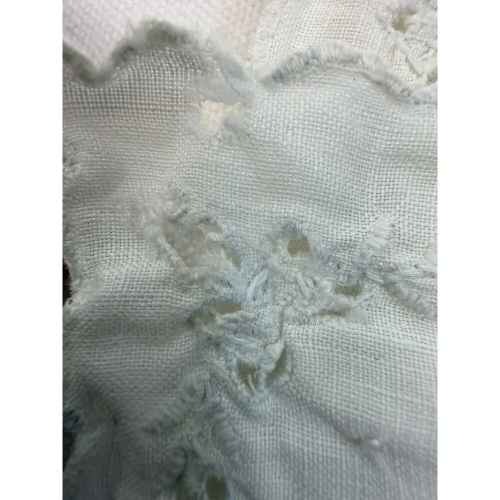 Vintage Linen Cocktail Napkins Set of 8 Embroidered Scalloped Edge 12x12 Cottage